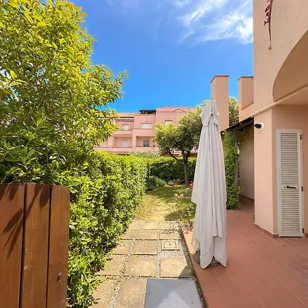 Casa Rosa Il Maestrale شقة